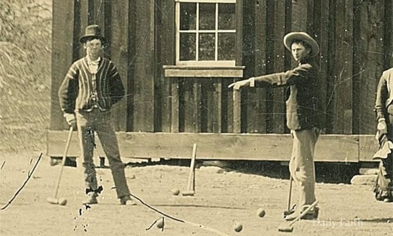 He paid only $2 at a flea market for an old photograph
