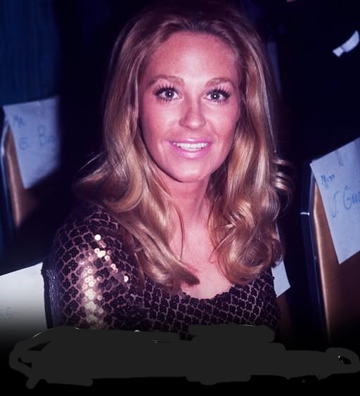 THE WOMAN WHO KEPT CAMELOT’