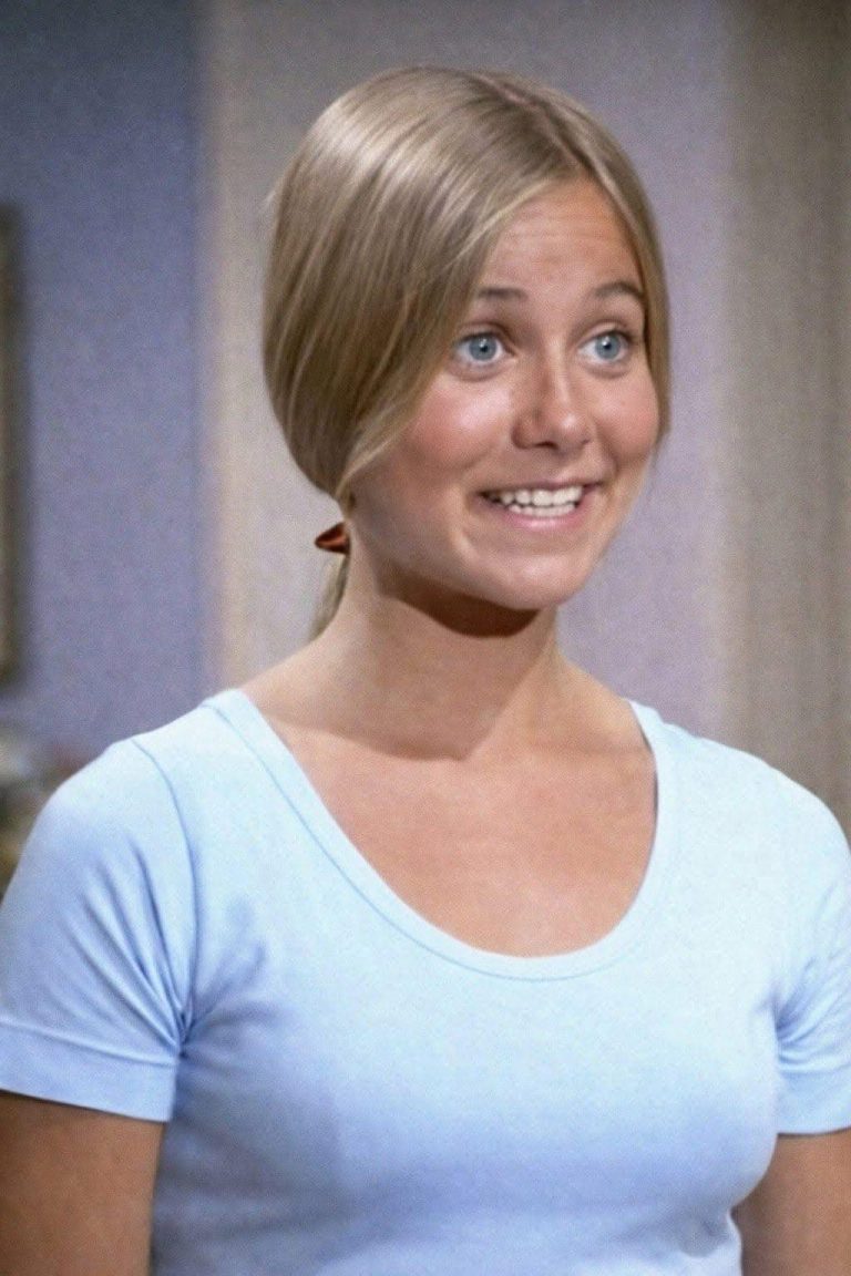 Marcia Brady CameI T0