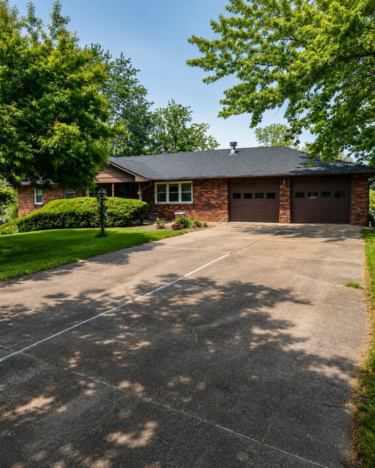Classic Brick Ranch Home With Walko